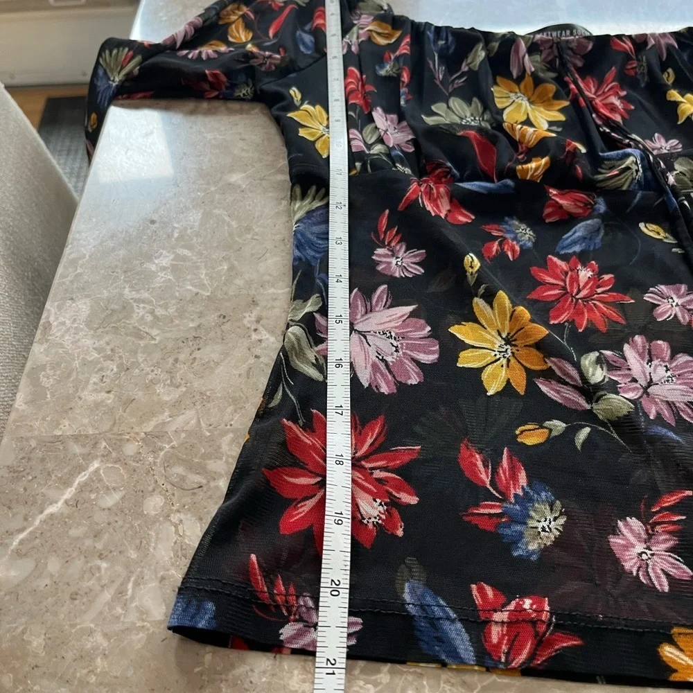 Streetwear society floral print sheer top size large - Picture 7 of 8